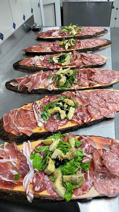 Albergo Pizzeria 76 06 Agliana Esterno foto
